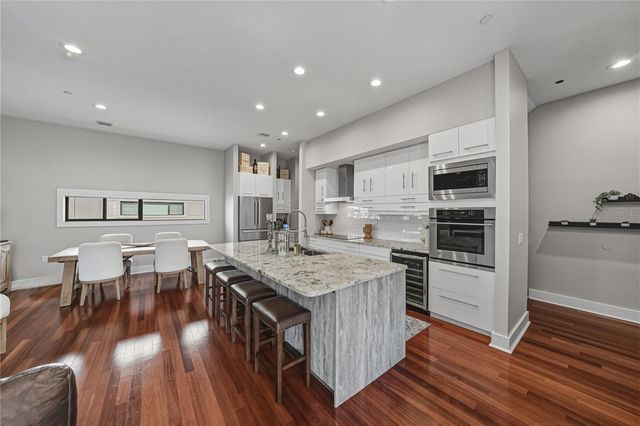 3012 W BARCELONA STREET 2, Tampa, FL 33629