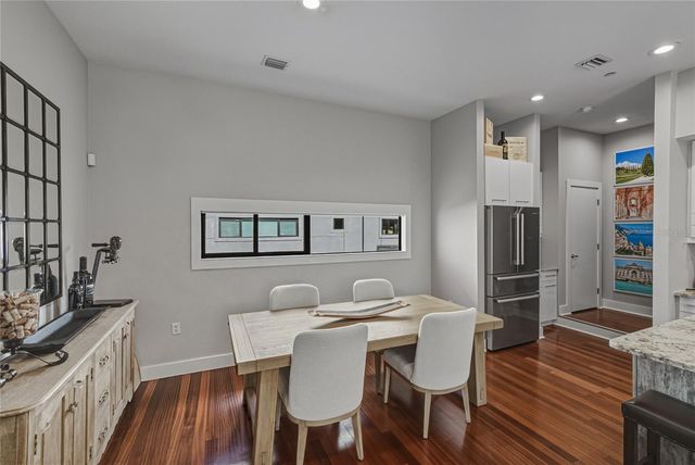 3012 W BARCELONA STREET 2, Tampa, FL 33629