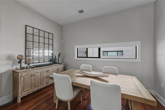 3012 W BARCELONA STREET 2, Tampa, FL 33629