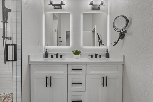 3012 W BARCELONA STREET 2, Tampa, FL 33629