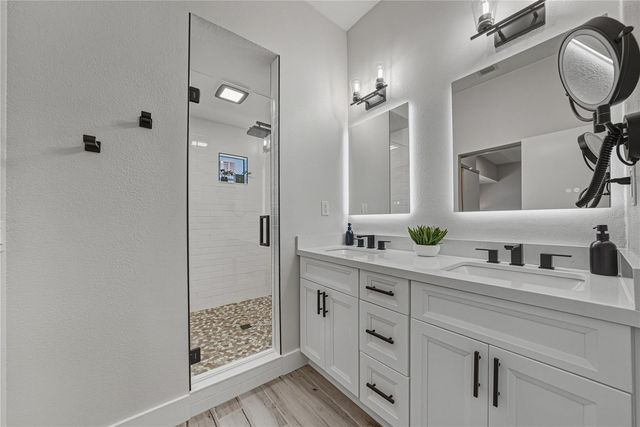 3012 W BARCELONA STREET 2, Tampa, FL 33629