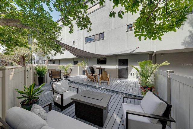 3012 W BARCELONA STREET 2, Tampa, FL 33629