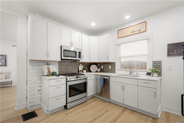 285 Patterson Avenue, Bridgeville, PA 15017