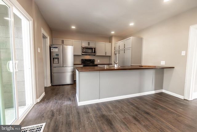 229 2ND AVE, Hanover, PA 17331
