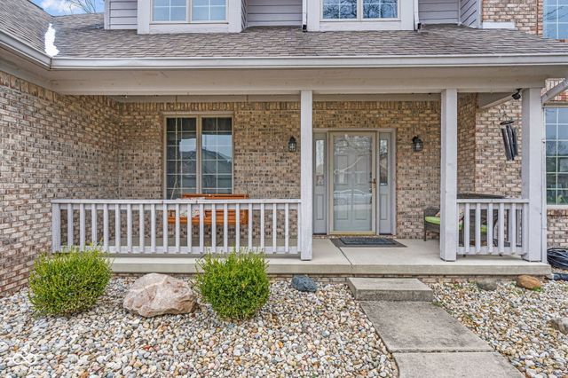 45 Trotters Run, Brownsburg, IN 46112