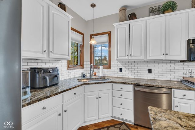 45 Trotters Run, Brownsburg, IN 46112