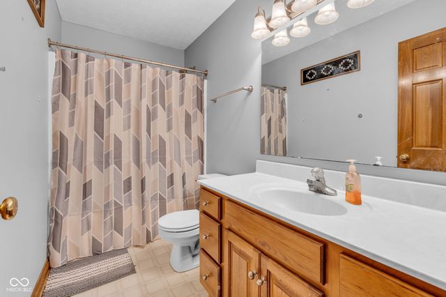 45 Trotters Run, Brownsburg, IN 46112