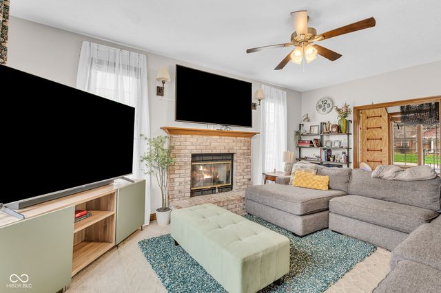 45 Trotters Run, Brownsburg, IN 46112