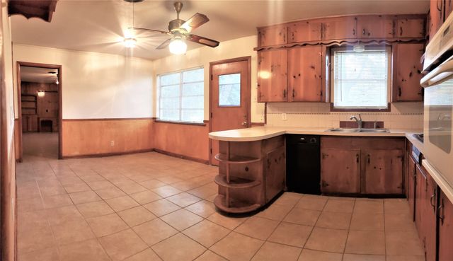 5305 Ammons Street, Haltom City, TX 76117
