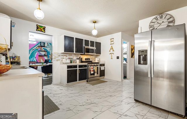 6585 Manor Creek Drive, Douglasville, GA 30135