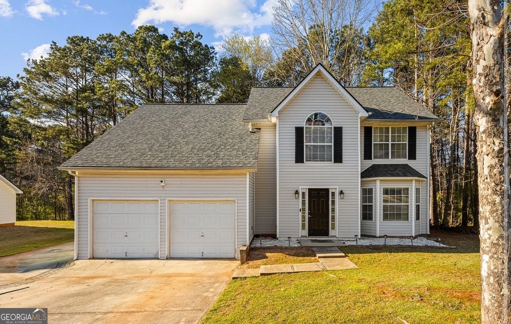 6585 Manor Creek Drive, Douglasville, GA 30135