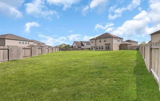 29 Coconut Palms Court, Manvel, TX 77578