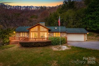 111 S Valley View Drive, Mars Hill, NC 28754