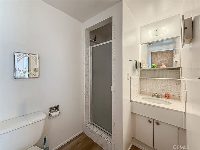 6318 Cartwright Avenue, North Hollywood, CA 91606