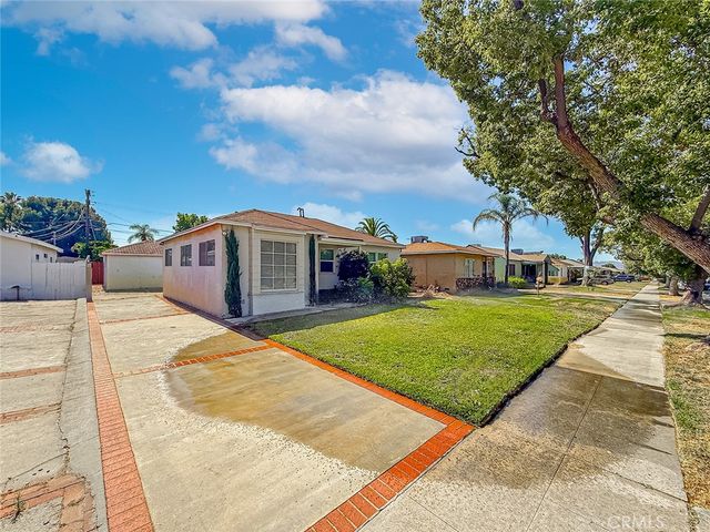 6318 Cartwright Avenue, North Hollywood, CA 91606