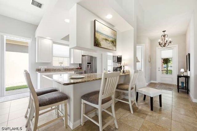 2314 Heydon CIR W, Naples, FL 34120