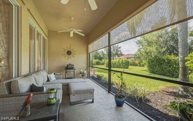2314 Heydon CIR W, Naples, FL 34120