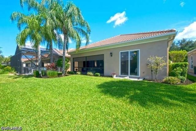 2314 Heydon CIR W, Naples, FL 34120