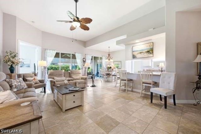 2314 Heydon CIR W, Naples, FL 34120
