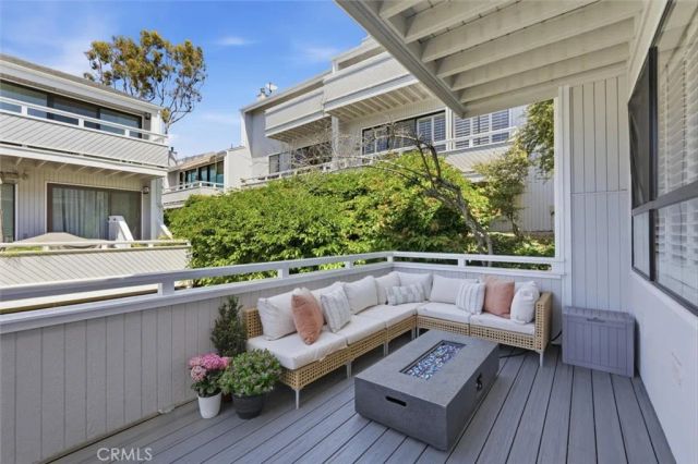 18 Land Fall Court, Newport Beach, CA 92663