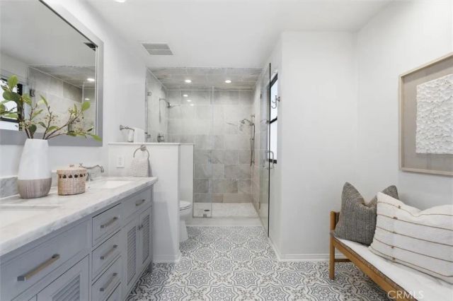 18 Land Fall Court, Newport Beach, CA 92663