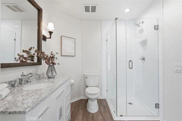 18 Land Fall Court, Newport Beach, CA 92663