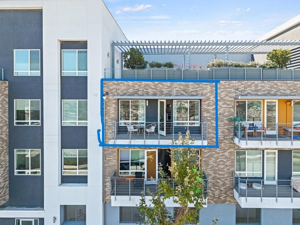 382 Llano De Los Robles Avenue 7, San Jose, CA 95136
