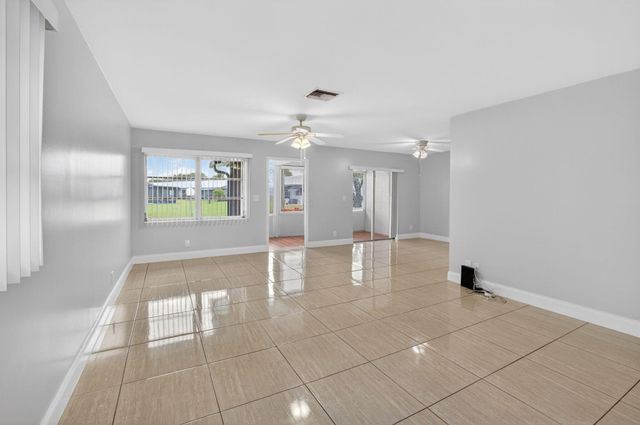 14696 Lucy Drive 14696, Delray Beach, FL 33484