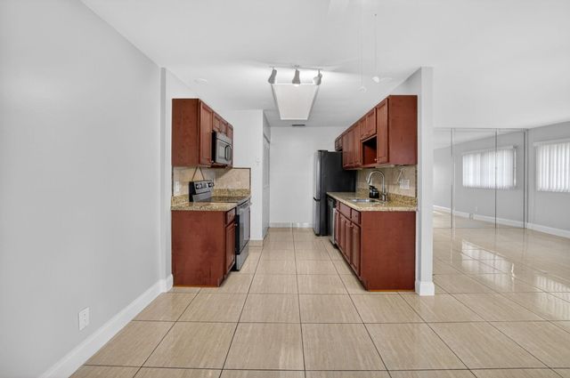 14696 Lucy Drive 14696, Delray Beach, FL 33484
