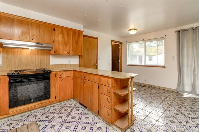 1317 Stillwell Street NE, Olympia, WA 98516