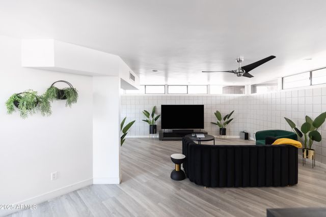 3126 N 6TH Avenue, Phoenix, AZ 85013