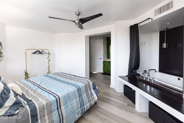 3126 N 6TH Avenue, Phoenix, AZ 85013