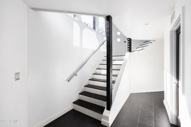 3126 N 6TH Avenue, Phoenix, AZ 85013