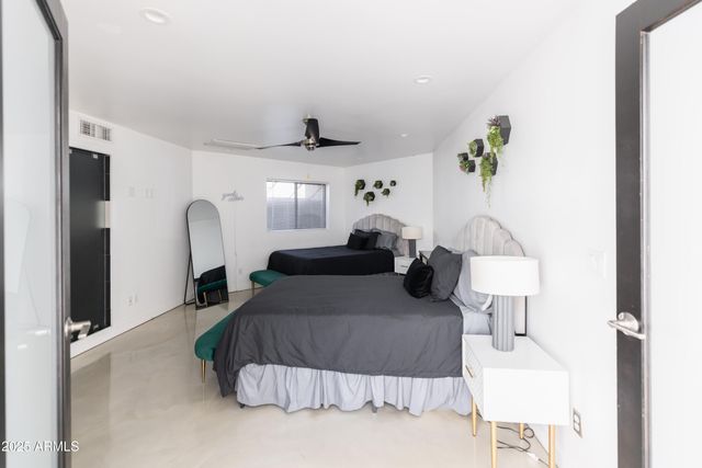 3126 N 6TH Avenue, Phoenix, AZ 85013