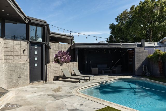 3126 N 6TH Avenue, Phoenix, AZ 85013