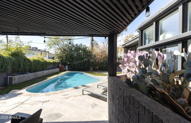 3126 N 6TH Avenue, Phoenix, AZ 85013