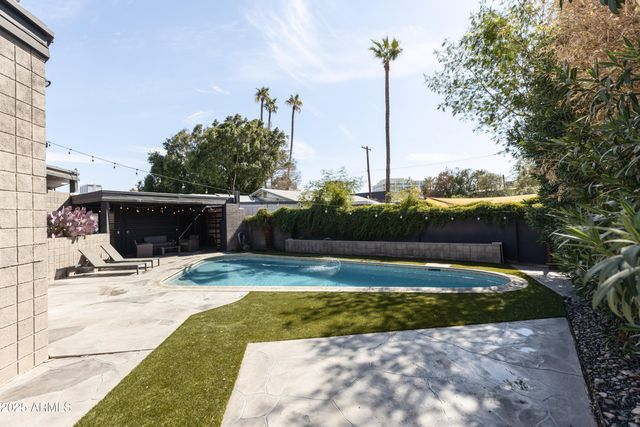 3126 N 6TH Avenue, Phoenix, AZ 85013