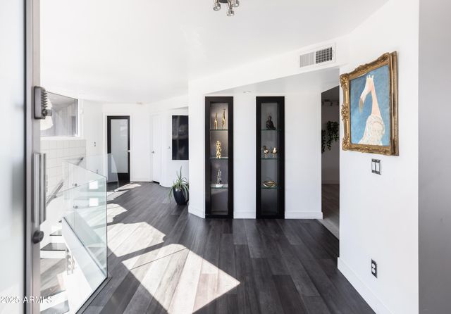 3126 N 6TH Avenue, Phoenix, AZ 85013