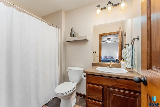 6810 S Tomar Rd Road, Sioux Falls, SD 57108