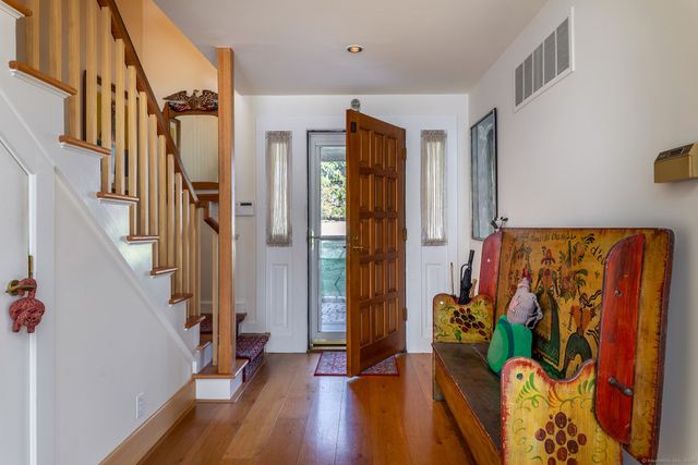 18 Arrow Point Road, Warren, CT 06777