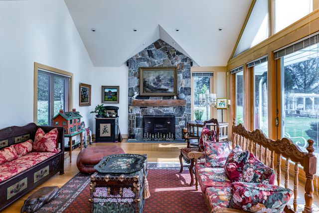 18 Arrow Point Road, Warren, CT 06777