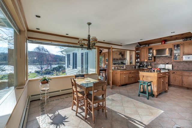 18 Arrow Point Road, Warren, CT 06777