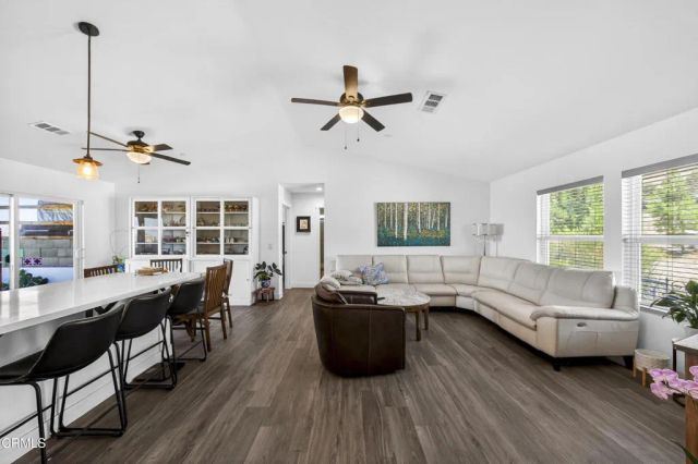 22422 Roundup Way, Apple Valley, CA 92308