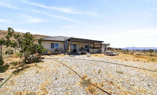 22422 Roundup Way, Apple Valley, CA 92308