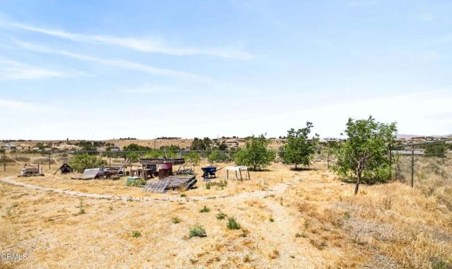 22422 Roundup Way, Apple Valley, CA 92308