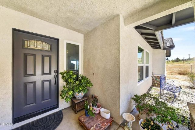 22422 Roundup Way, Apple Valley, CA 92308