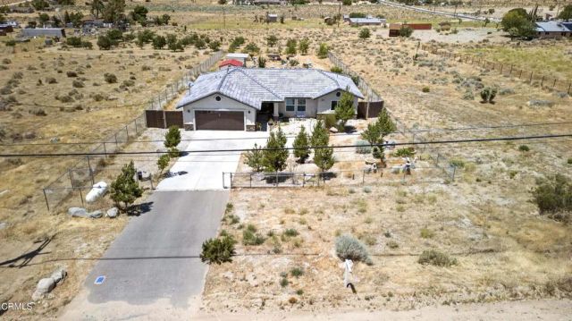 22422 Roundup Way, Apple Valley, CA 92308