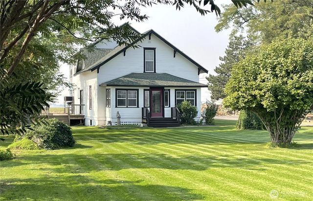 1113 S County Road, Warden, WA 98857