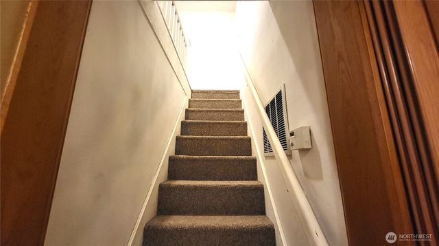 1113 S County Road, Warden, WA 98857