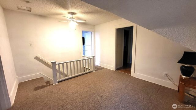 1113 S County Road, Warden, WA 98857